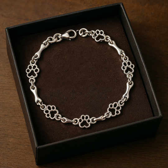 Bracelet en argent avec empreinte de patte et motif os