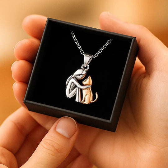 Collier motif chat et zircone