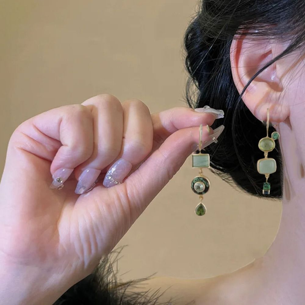 Cindy – Boucles d'oreilles avec pierres vertes