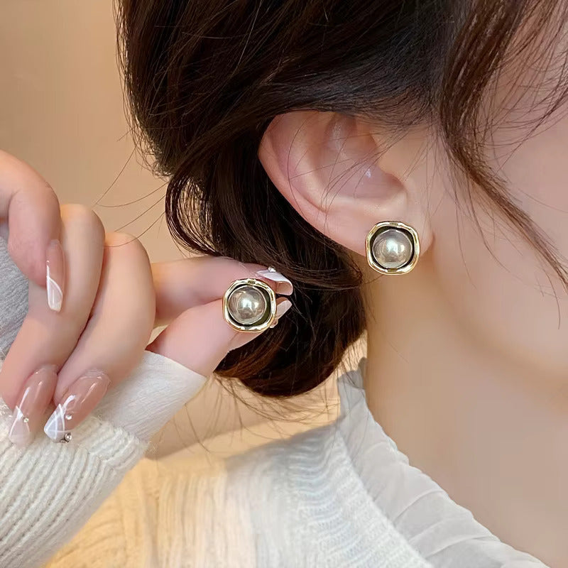 Kassandra – Boucles d'oreilles vintage élégantes avec perles noires
