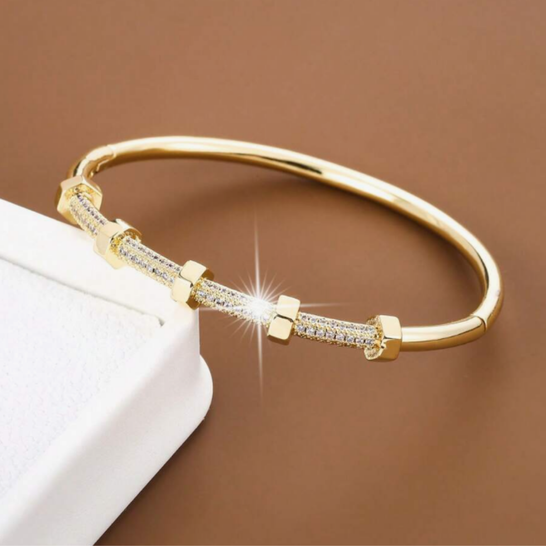 Madison – Bracelet plaqué or avec détails en moissanite