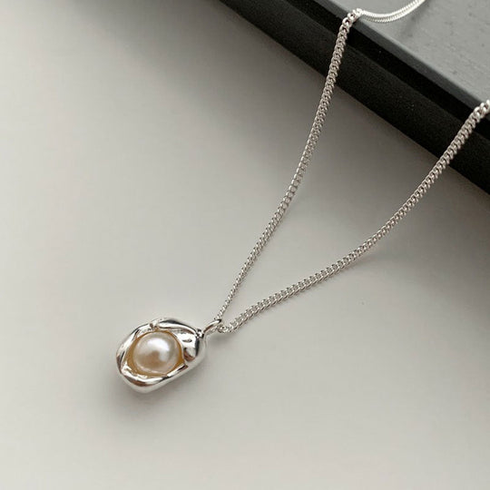 Bijoux en verre de Murano vintage : Collier avec perle pendante