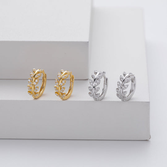 Laticia – Boucles d'oreilles élégantes motif feuille avec pierres incrustées
