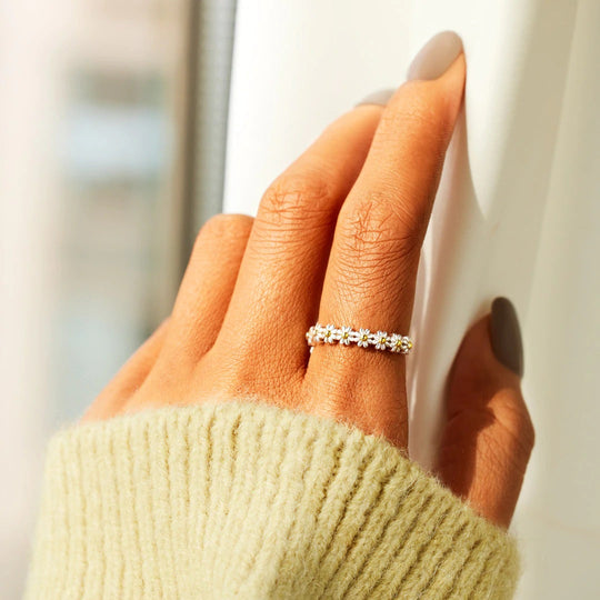 Hage – Bague fleurie