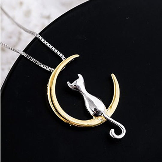 Collier élégant avec chat et demi-lune