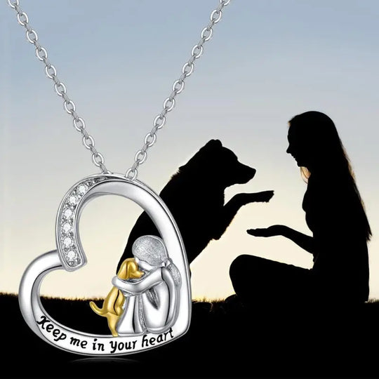 Collier en argent avec pendentif cœur, fille et chien