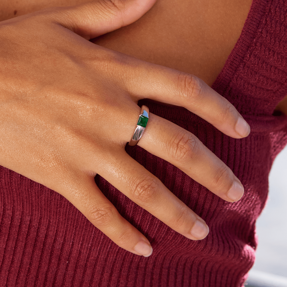 Ember – Bague en argent avec émeraude