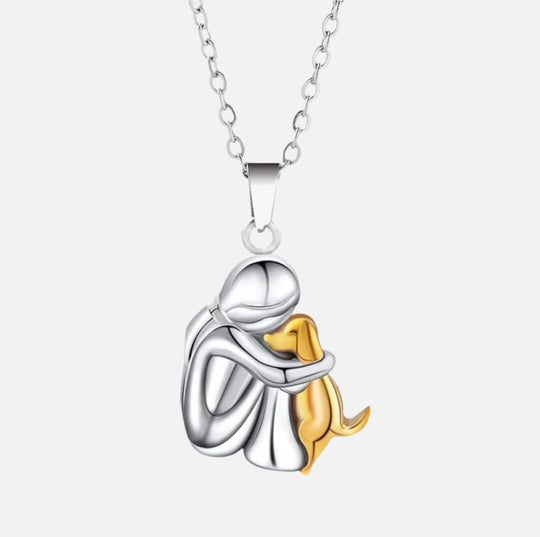 Collier avec pendentif chien
