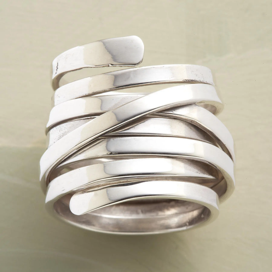 Hazel – Bague multi-anneaux style vintage en métal argenté
